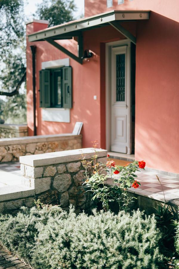 Áyios Nikítas La Casa Rossaヴィラ エクステリア 写真